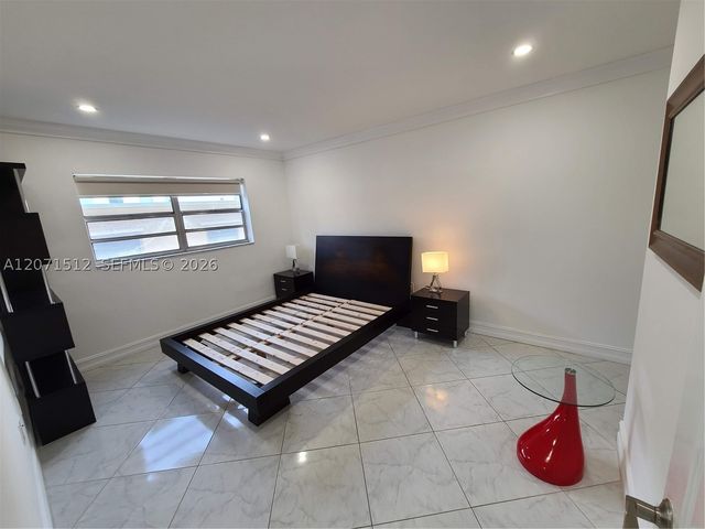 750 Michigan Ave 203, Miami Beach, FL 33139