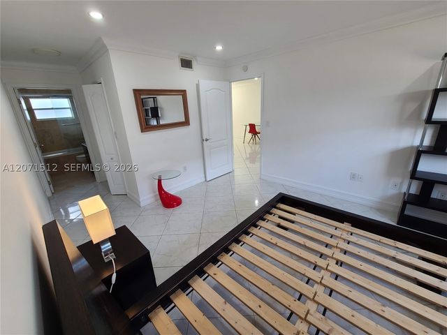 750 Michigan Ave 203, Miami Beach, FL 33139