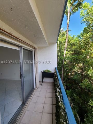 750 Michigan Ave 203, Miami Beach, FL 33139