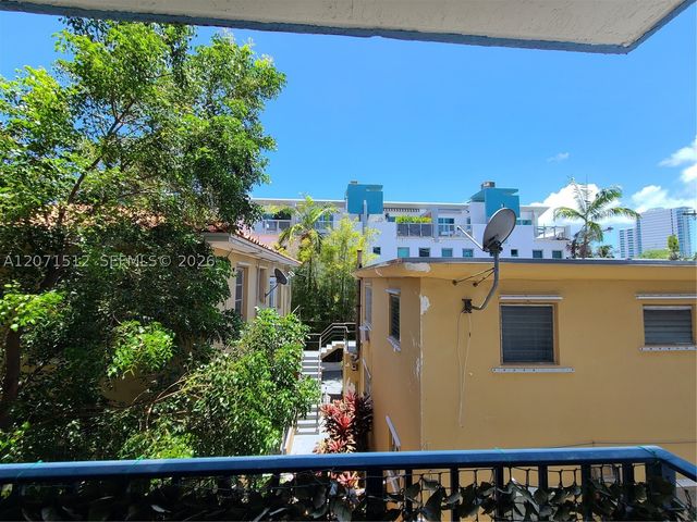 750 Michigan Ave 203, Miami Beach, FL 33139