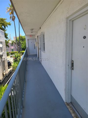 750 Michigan Ave 203, Miami Beach, FL 33139