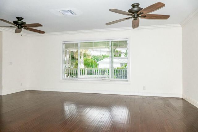 18014 Perigon Way, Jupiter, FL 33458