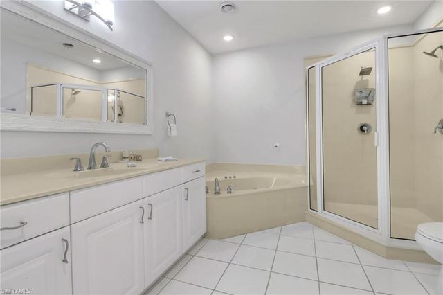 1120 Sandpiper ST, Naples, FL 34102