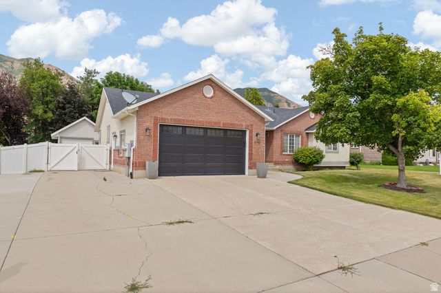 1791 RED BARN RD, Springville, UT 84663