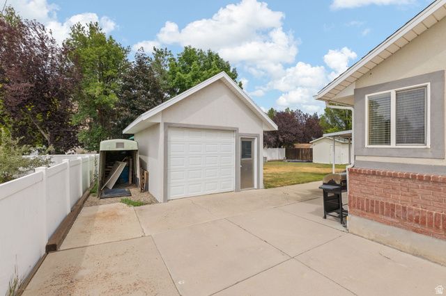 1791 RED BARN RD, Springville, UT 84663