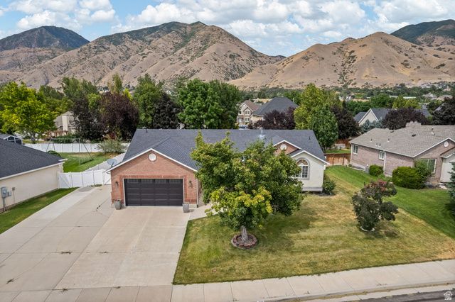 1791 RED BARN RD, Springville, UT 84663