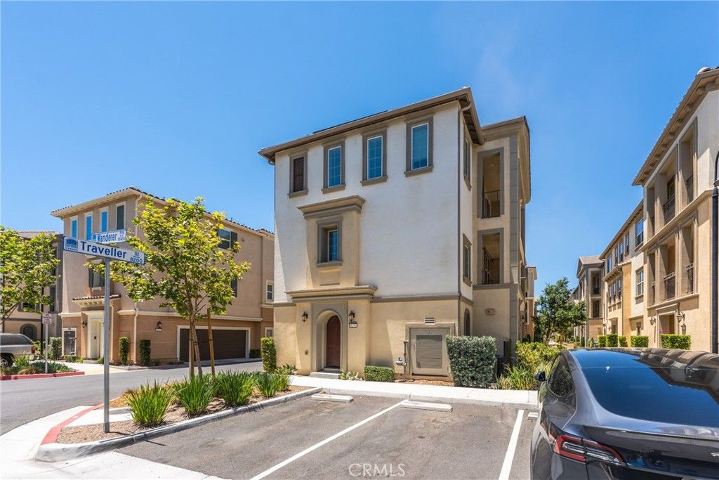 8276 Traveller, Chino, CA 91708