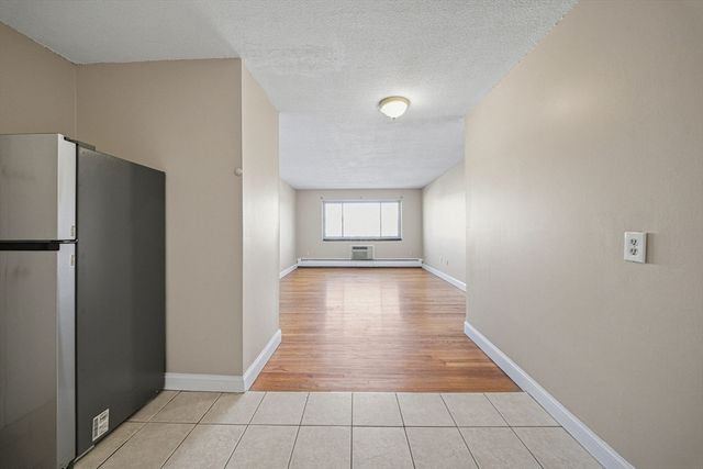 239 Kelton St 41, Boston, MA 02134