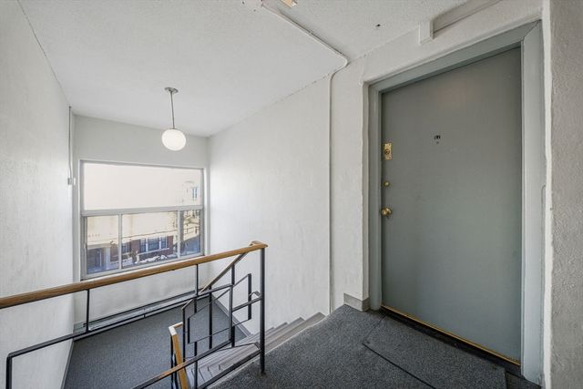 239 Kelton St 41, Boston, MA 02134