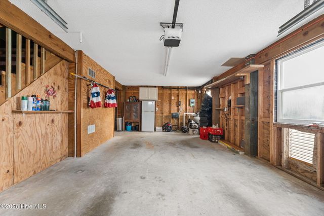 147 Yacht Watch Drive, Supply, NC 28462