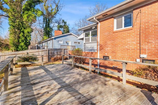 3015 Dellwood Drive, Greensboro, NC 27408