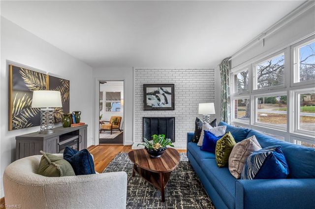 3015 Dellwood Drive, Greensboro, NC 27408