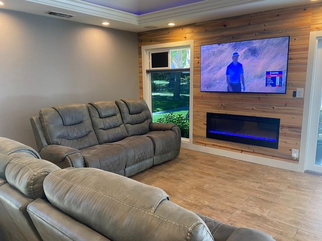 3085 Swallows Nest Dr, Sacramento, CA 95833