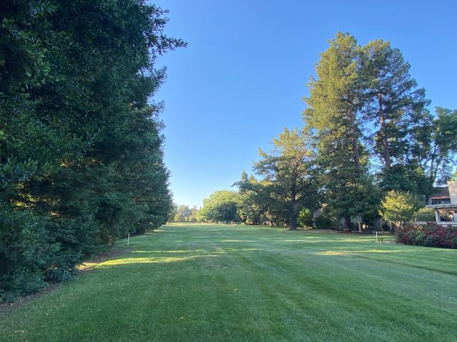 3085 Swallows Nest Dr, Sacramento, CA 95833