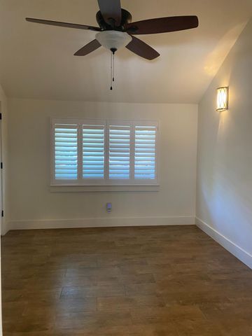 3085 Swallows Nest Dr, Sacramento, CA 95833