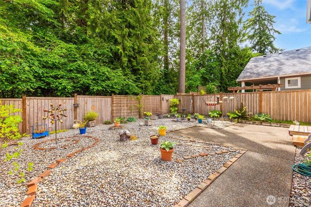 4643 Helena Avenue SE, Lacey, WA 98503