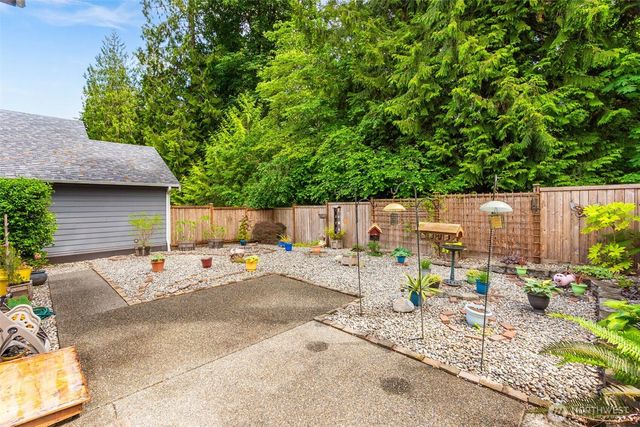 4643 Helena Avenue SE, Lacey, WA 98503