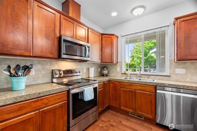 4643 Helena Avenue SE, Lacey, WA 98503