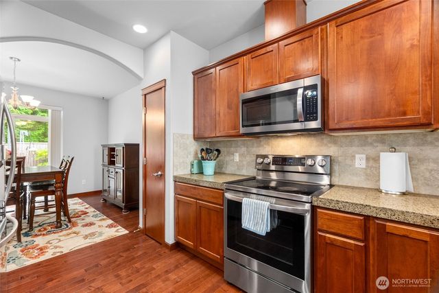 4643 Helena Avenue SE, Lacey, WA 98503