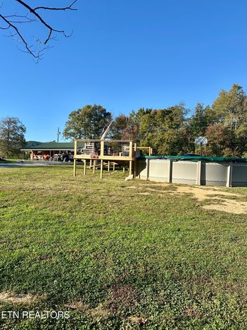 181 Mullins Lane, Sunbright, TN 37872