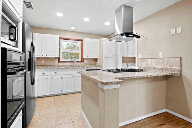 6601 Branching Oak CT, Austin, TX 78759