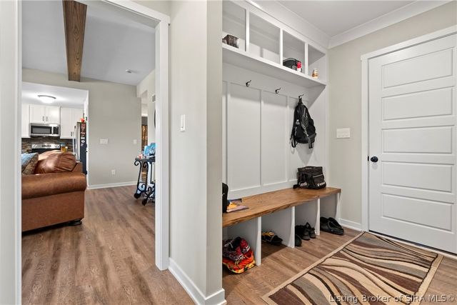 6010 Heaven Hill Drive, Charlestown, IN 47111