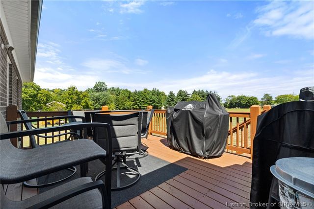 6010 Heaven Hill Drive, Charlestown, IN 47111