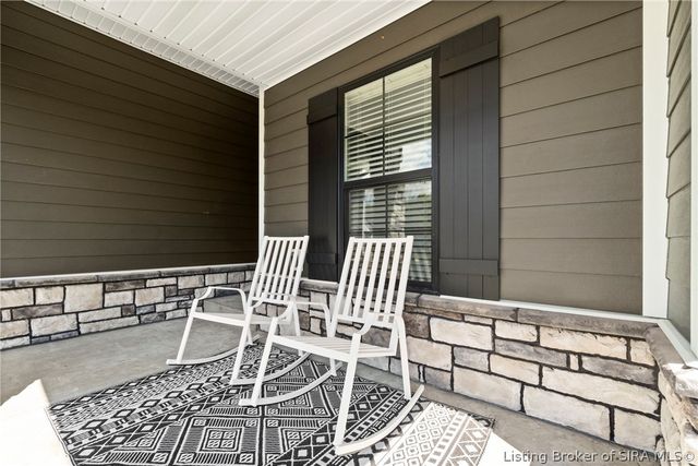 6010 Heaven Hill Drive, Charlestown, IN 47111