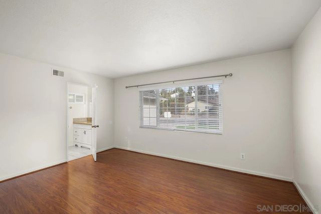 4429 Robbins St, San Diego, CA 92122