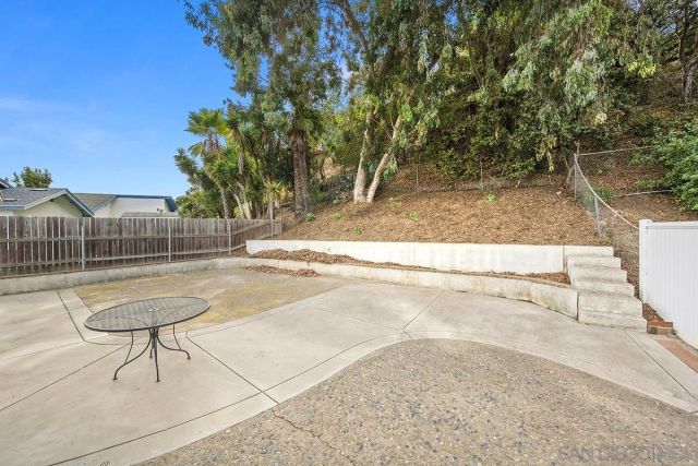 4429 Robbins St, San Diego, CA 92122