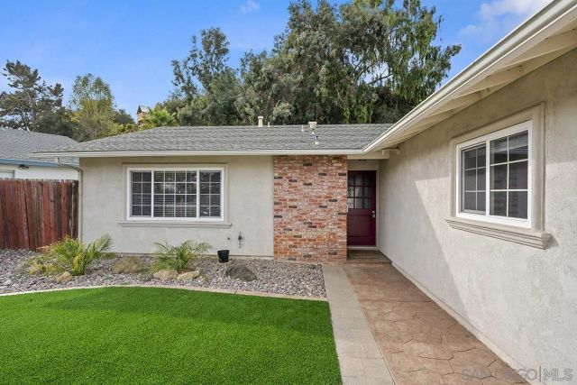4429 Robbins St, San Diego, CA 92122