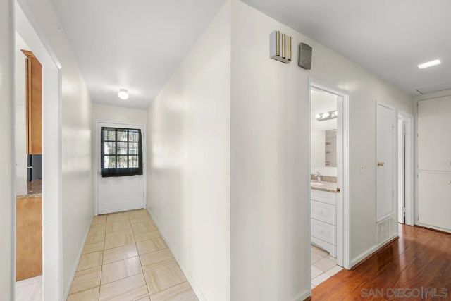 4429 Robbins St, San Diego, CA 92122