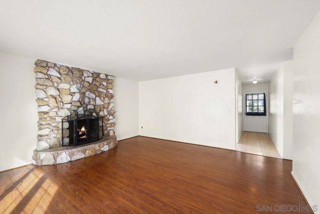 4429 Robbins St, San Diego, CA 92122