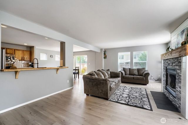 23433 SE 243rd Street, Maple Valley, WA 98038
