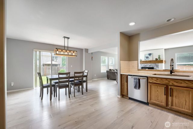 23433 SE 243rd Street, Maple Valley, WA 98038