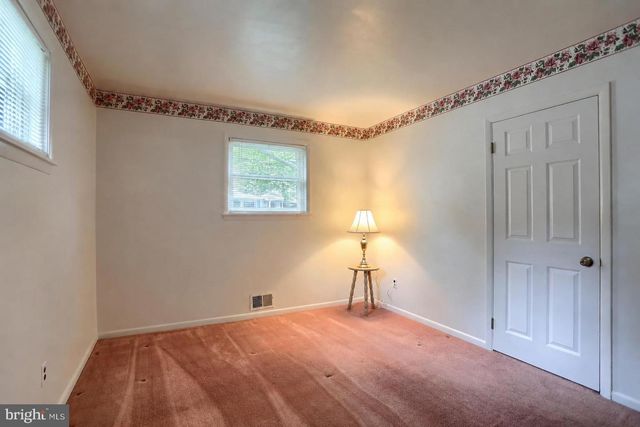 3 KAREN CT, Camp Hill, PA 17011