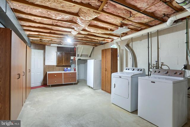 3 KAREN CT, Camp Hill, PA 17011