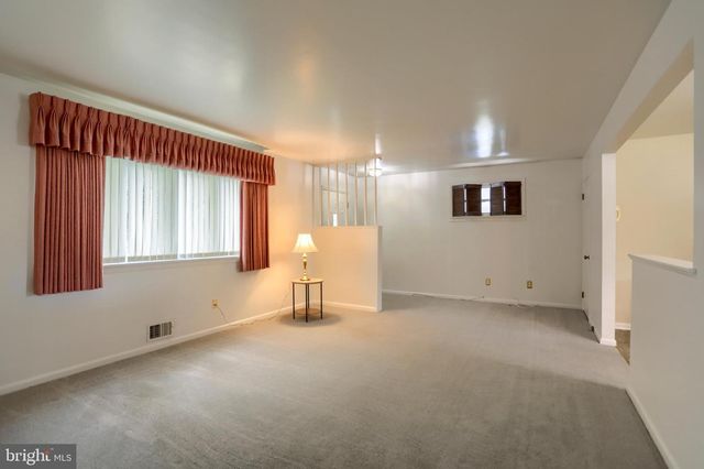 3 KAREN CT, Camp Hill, PA 17011