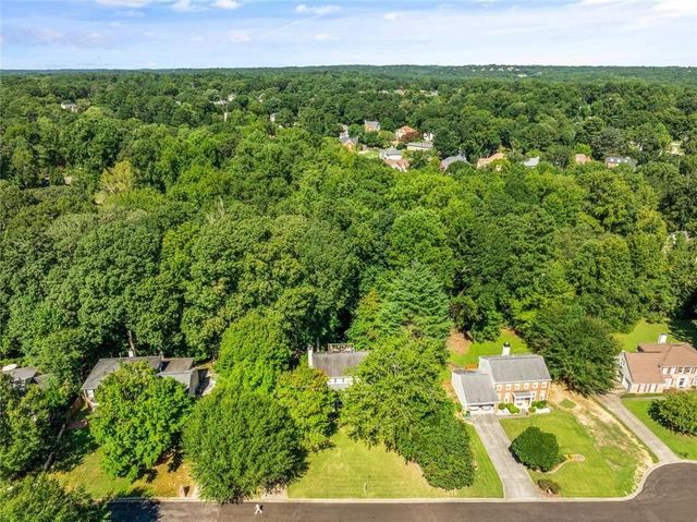 4268 Millhouse NW Lane, Peachtree Corners, GA 30092