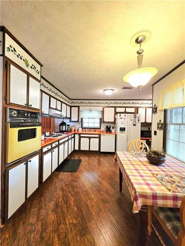 2503 Longhorn Road, Waycross, GA 31501