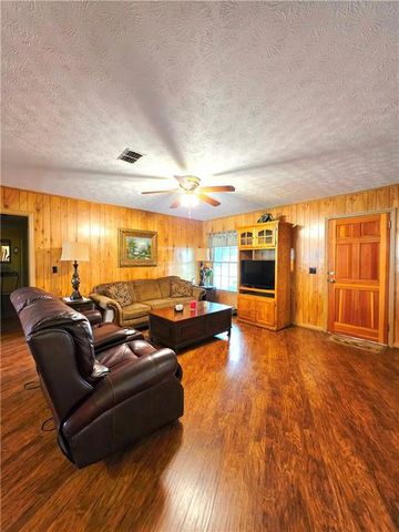 2503 Longhorn Road, Waycross, GA 31501