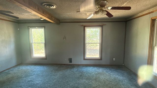 701 N Newark Street, Decatur, TX 76234