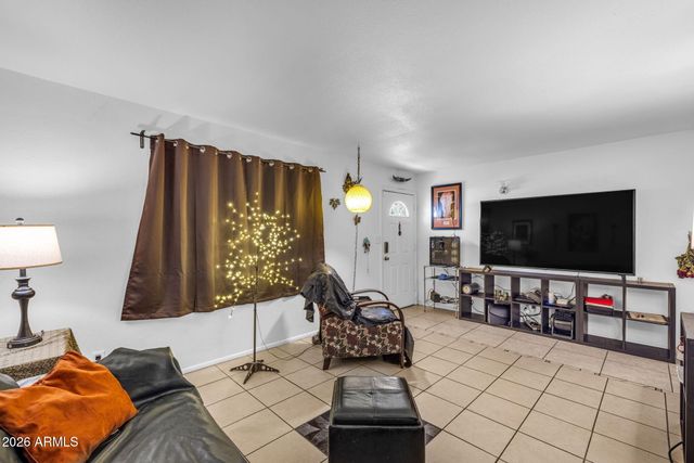 4636 S 20TH Street, Phoenix, AZ 85040