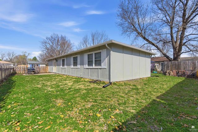 2426 Charolais Lane, Manhattan, KS 66502