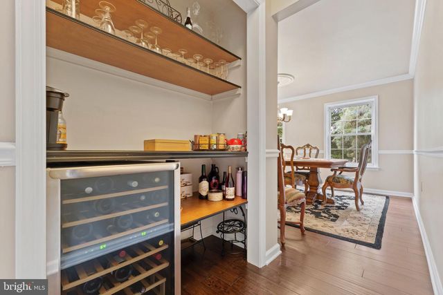 3 SARA DR, Robbinsville, NJ 08691