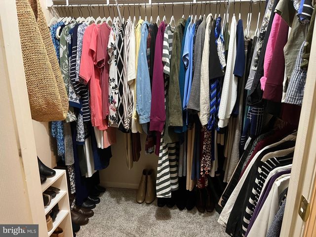 3 SARA DR, Robbinsville, NJ 08691