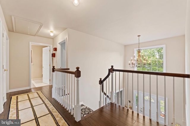 3 SARA DR, Robbinsville, NJ 08691