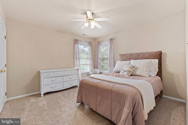 3 SARA DR, Robbinsville, NJ 08691