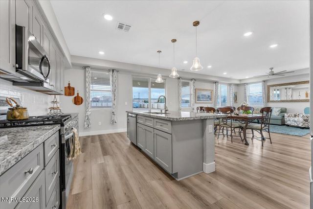 3176 Shimmer Lane, Reno, NV 89506