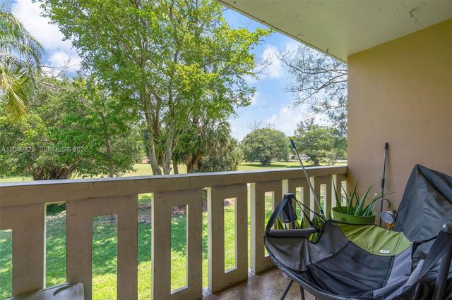 7400 Miami Lakes Dr D205, Miami Lakes, FL 33014
